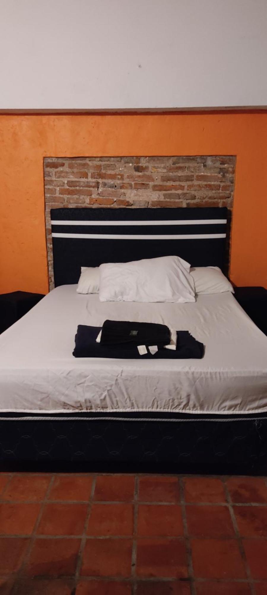 Mediterraneo Youth Hostel Asuncion Exterior photo
